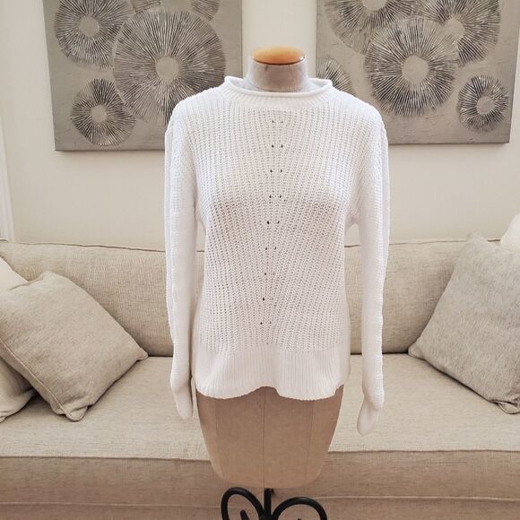 Caslon Stitch Detail Chenille Crewneck Sweater size Small in White - Picture 2 of 11